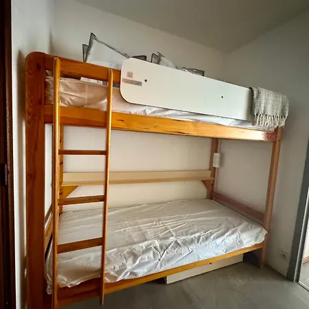 Eclat Safran - Port -parking - Piscine - Histoire De Cles Apartment *